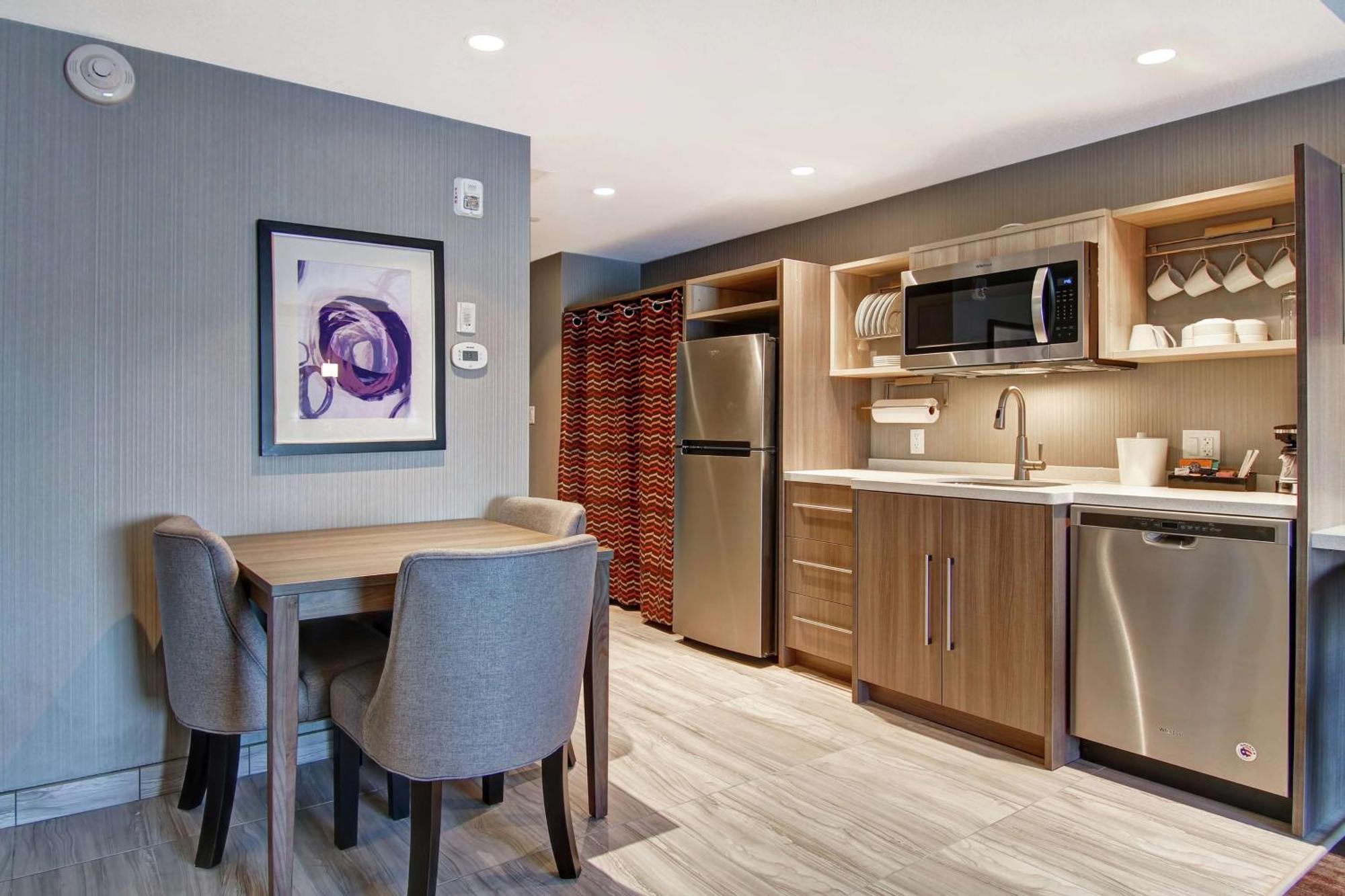 Home2 Suites By Hilton Edmonton South Esterno foto