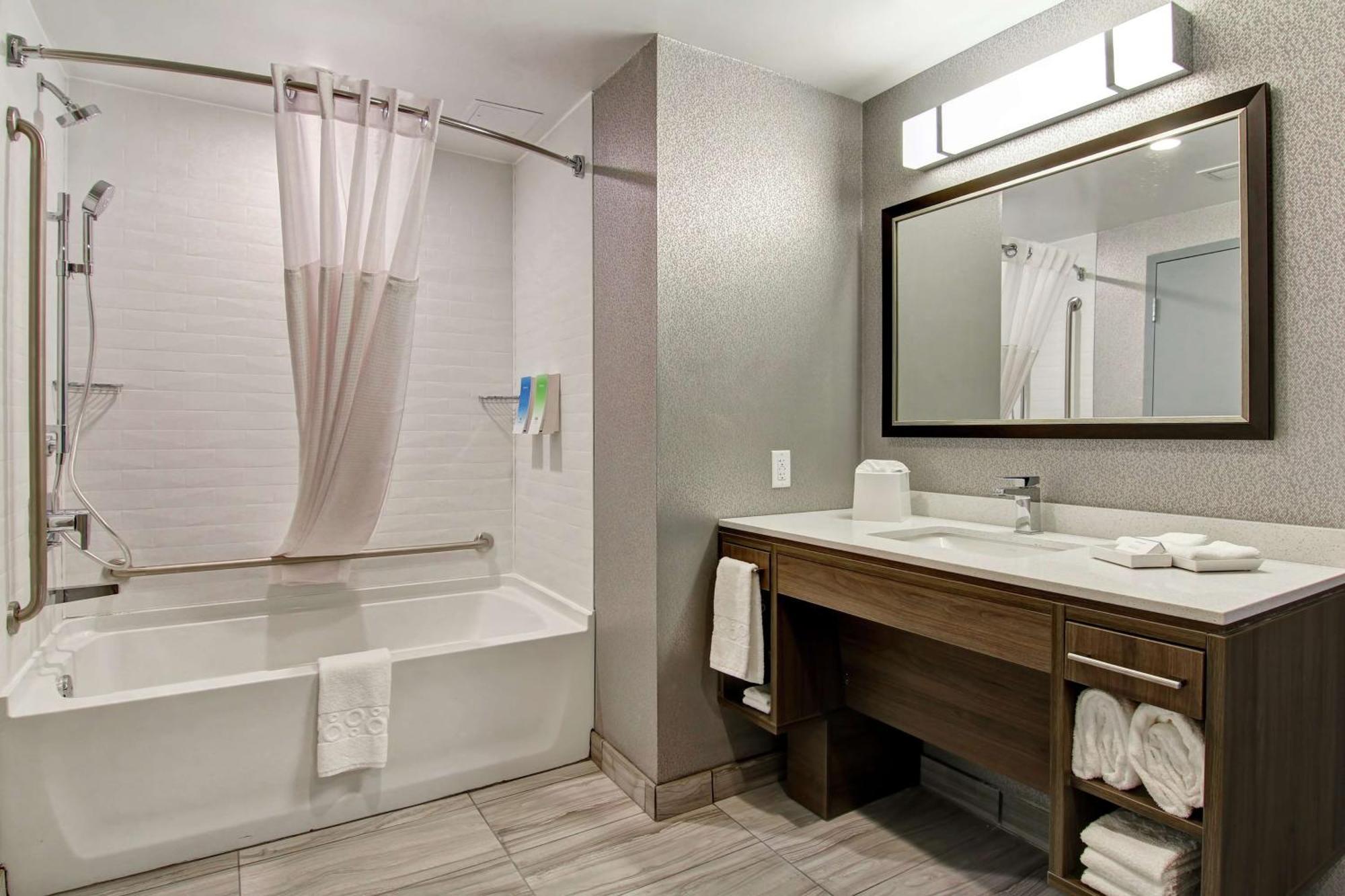 Home2 Suites By Hilton Edmonton South Esterno foto